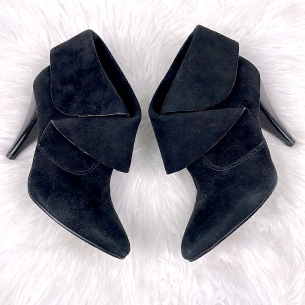 VIA SPIGA black suede ankle heel booties 7M